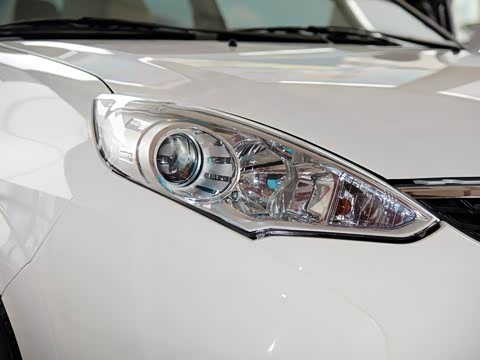 2015�� ���� 1.4L �ֶ�������