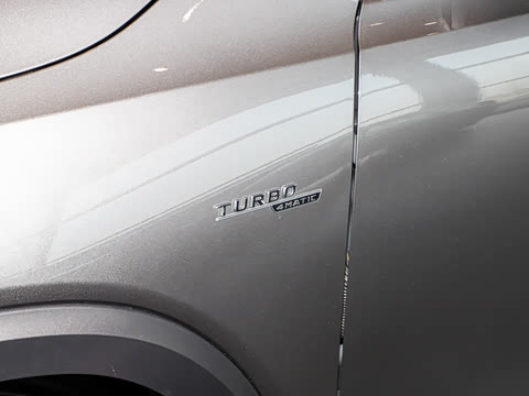 2021�� AMG GLB 35 4MATIC