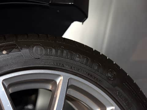 2015�� AMG GLE 63 4MATIC