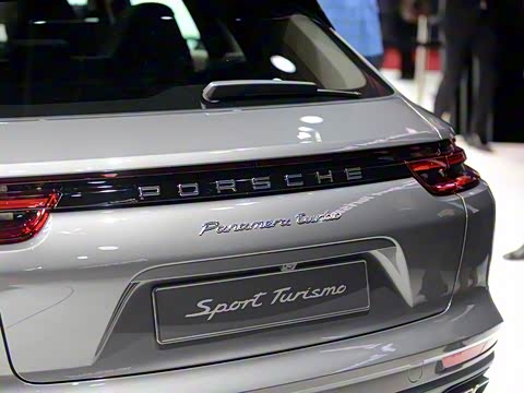 2017�� Panamera Turbo Sport Turismo 4.0T