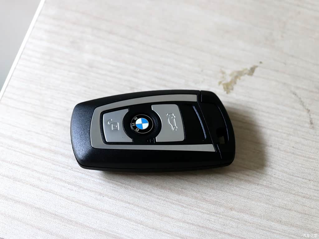 华晨宝马 宝马3系 2017款 320li 豪华设计套装