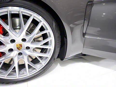 2017�� Panamera Turbo Sport Turismo 4.0T