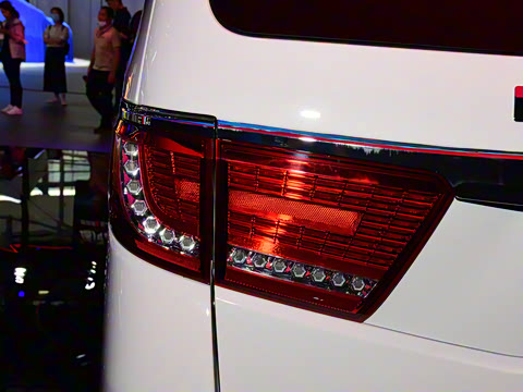 2021�� 2.0T �Զ��콢��