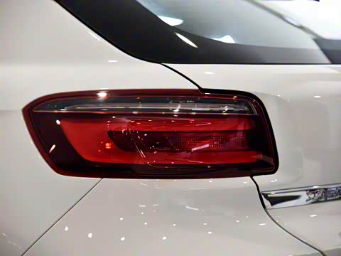 2016�� ���� 1.6L �Զ�������