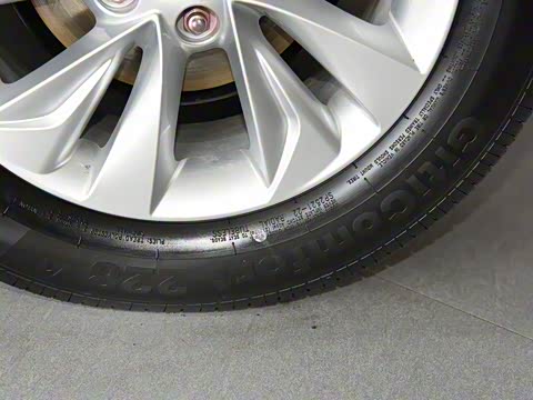 2017�� 1.6L �ֶ�������