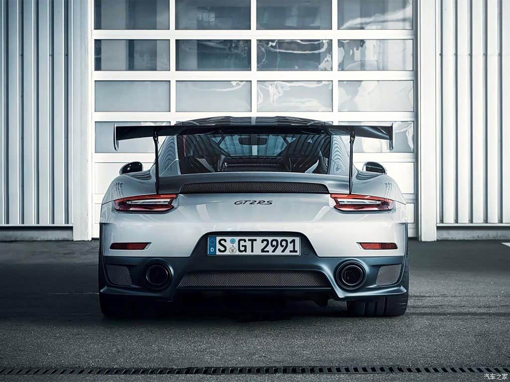 2018款 gt2 rs 3.8t