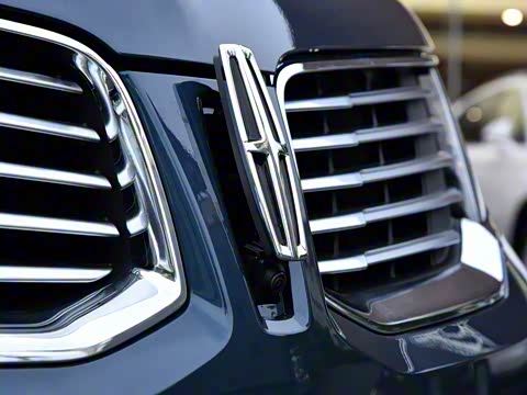 2015�� 2.7T ������ҫ��