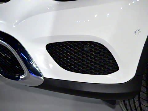 2016�� GLC 300 4MATIC ������