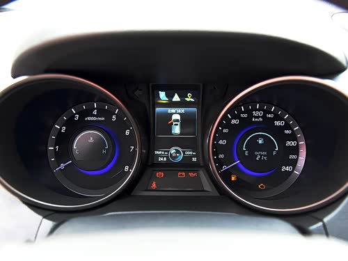 w_autohomecar__wKgH1FgB-1CAH4Z2AAQL0ageVFQ055.jpg