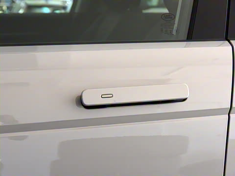 2021�� ����L 249PS R-Dynamic SE ������