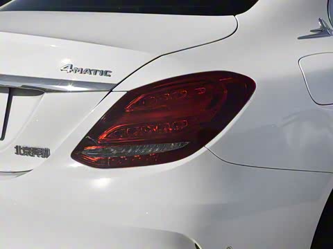 2017�� C 200 L 4MATIC �˶���