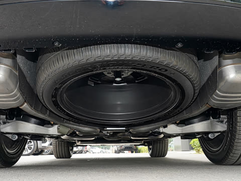 2022�� 360PS R-Dynamic SE