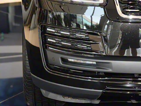 2021�� 5.0 SC V8 SVAҫҹ�˶���