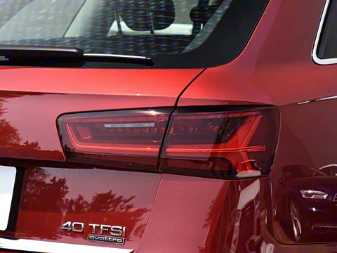 2017�� Avant 40 TFSI �˶���