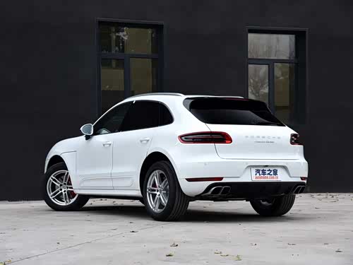 2016款 macan turbo 3.6t