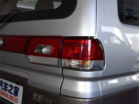 2016�� M5 2.0L 7�����������