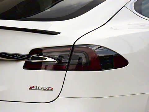 2017�� Model S P100D Performance�����ܰ�