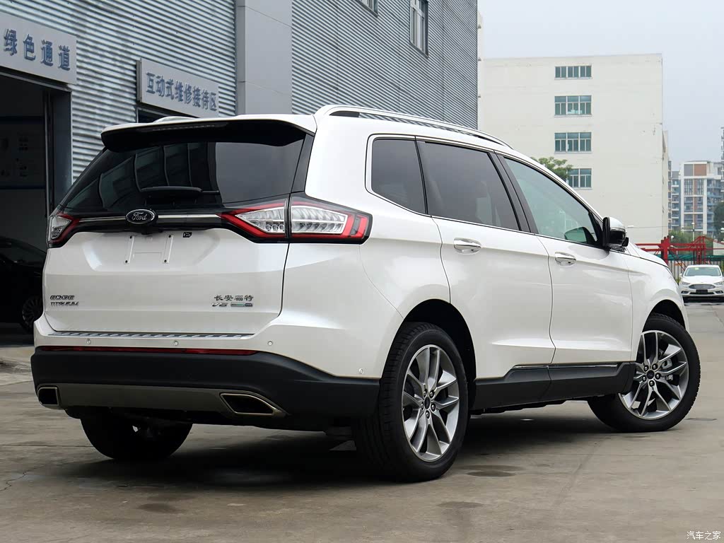 2018款 ecoboost 330 v6四驱旗舰型 7座