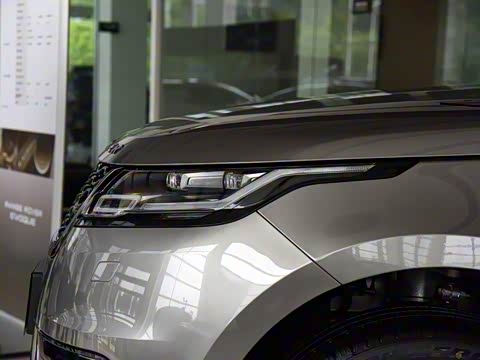 2017�� P380 R-DYNAMIC SE