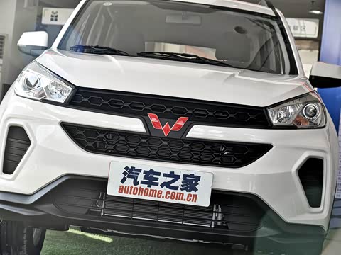 2018�� 1.5L �ֶ���׼�� ��V