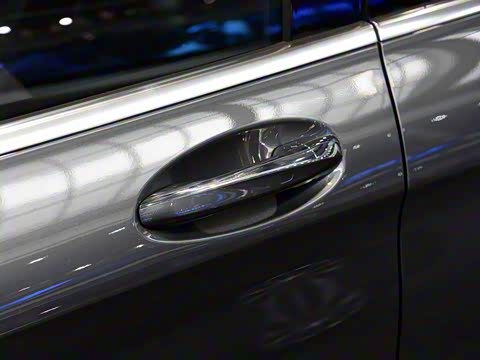 2016�� GLC 300 4MATIC ������