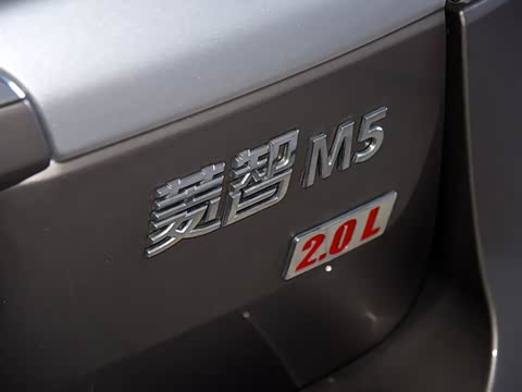 2016�� M5 2.0L 7�����������