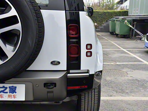 2021�� 110 P400 X-DYNAMIC HSE