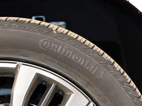 2021�� PLUS EcoBoost 245 ���������� 7��