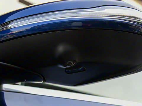 2018�� GLC 260 4MATIC ������