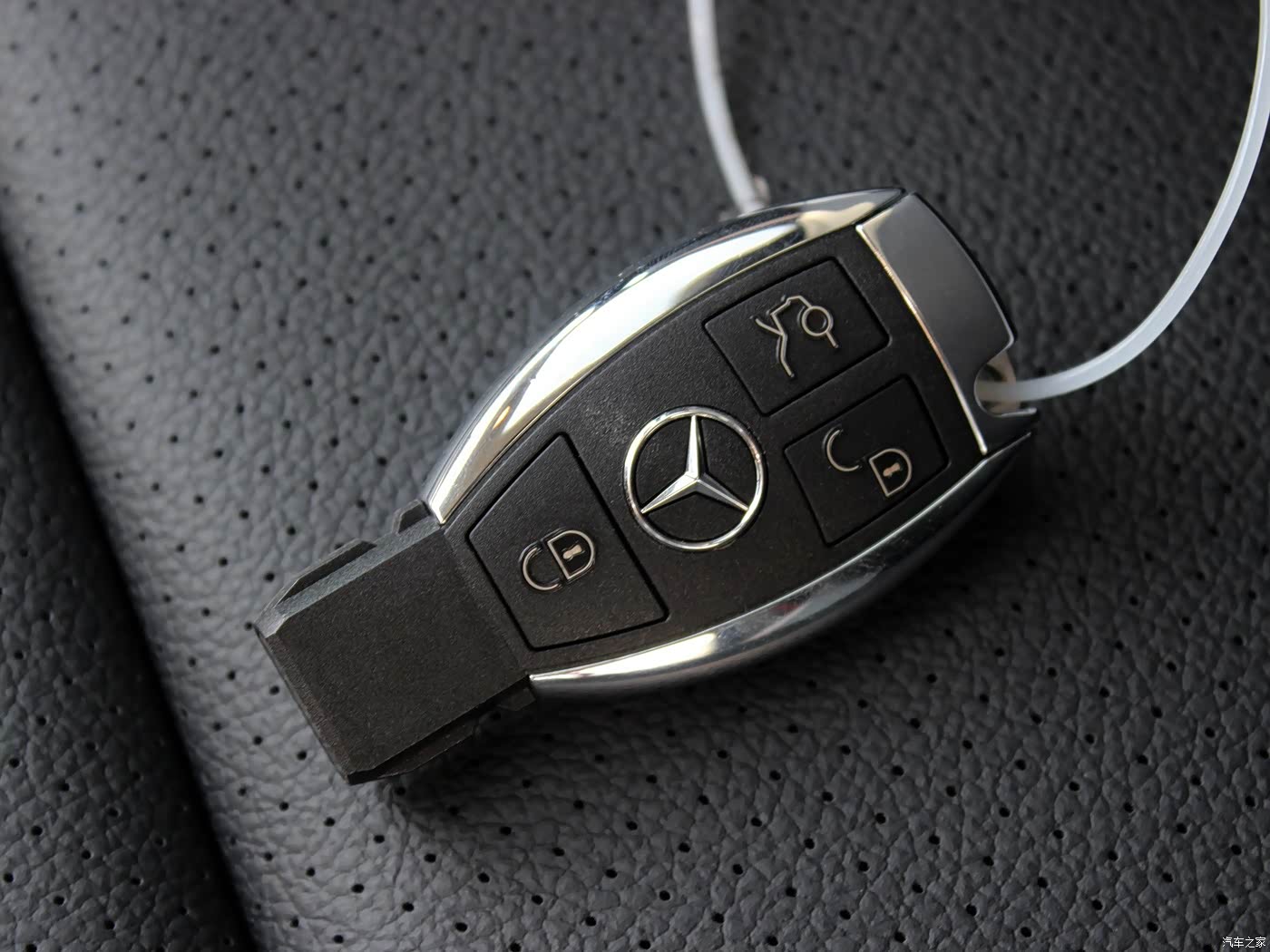 奔驰gla 2017款 gla 220 4matic 豪华型 3961889图片_奔驰_汽车图库