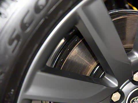 2017�� P380 R-DYNAMIC SE