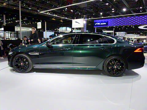 2021�� XFL 2.0T P300 �����콢�˶���