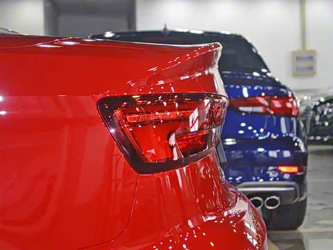 2017�� Cabriolet 40 TFSI