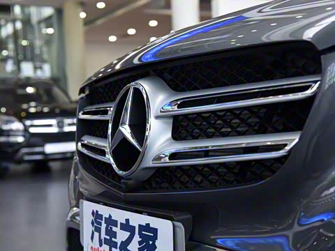 2016�� GLC 260 4MATIC ������