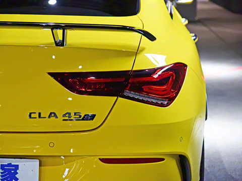 2021�� AMG CLA 45 S 4MATIC+