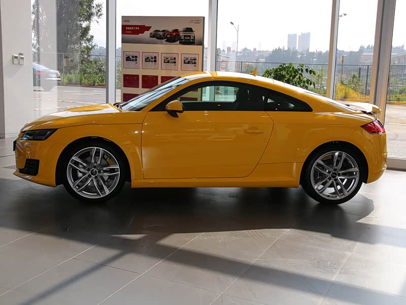 您还可以查看                                   奥迪tt:报价