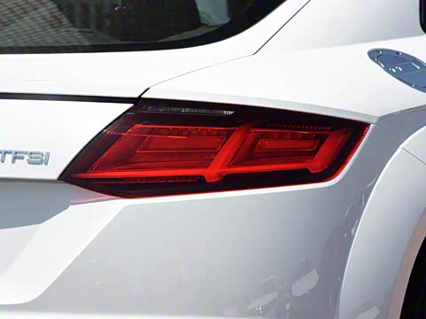 2017�� TT Coupe 45 TFSI