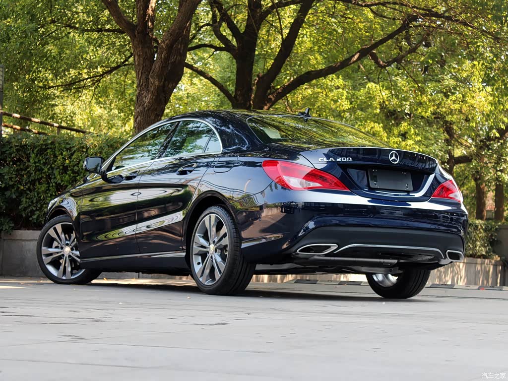 奔驰(进口) 奔驰cla级 2016款 改款 cla 200 动感型