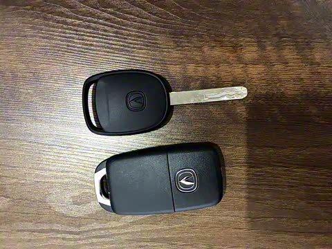 2017�� 1.6L �ֶ��Ҹ���