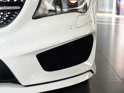 2016�� CLA 260 4MATIC