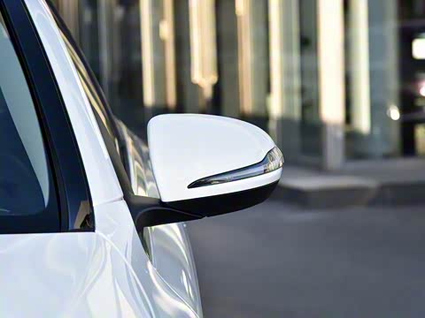 2018�� C 200 ���нγ�