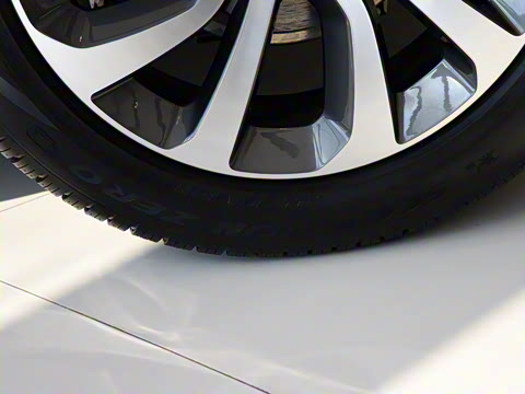 2020�� 249PS R-Dynamic ���ܰ�