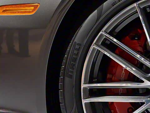 2017�� Panamera Turbo �����ӳ��� 4.0T