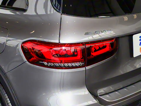 2021�� AMG GLB 35 4MATIC