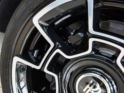 2017�� 6.6T Black Badge Edition