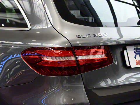 2016�� GLC 300 4MATIC ������