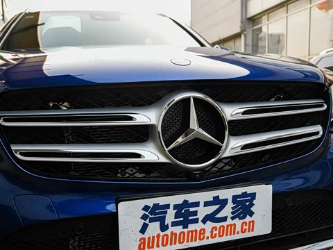 2018�� GLC 260 4MATIC ������