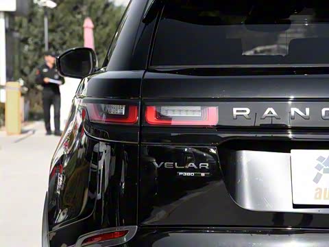 2017�� P380 R-DYNAMIC S