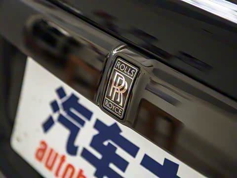 2017�� 6.6T Black Badge Edition