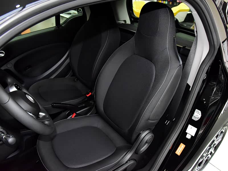 smart smart fortwo 2016款 1.0l 灰行侠特别版